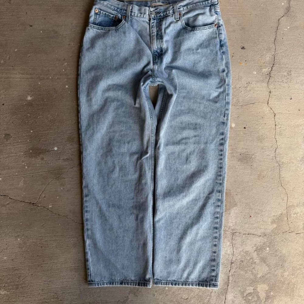Levi's light‎ wash low pro straight jeans